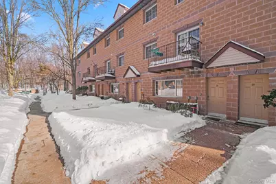 29 Klint Court, Nanuet, NY 10954 - Photo 1