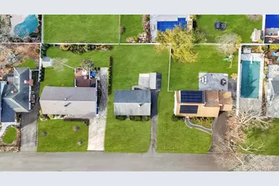 110 Monroe Avenue, Patchogue, NY 11772 - Photo 29