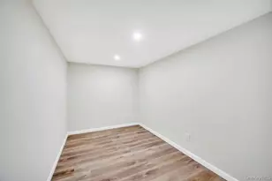 110 Monroe Ave, Patchogue, NY 11772 - Photo 27