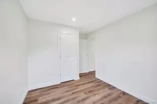 110 Monroe Ave, Patchogue, NY 11772 - Photo 21