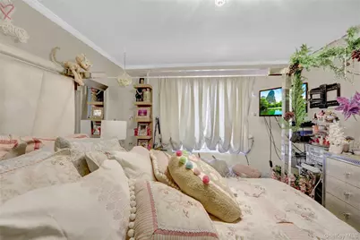 60-23 77th Place, Middle Village, NY 11379 - Photo 11