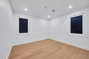 472 Farm Ranch Rd E, Bethpage, NY 11714 - Photo 13