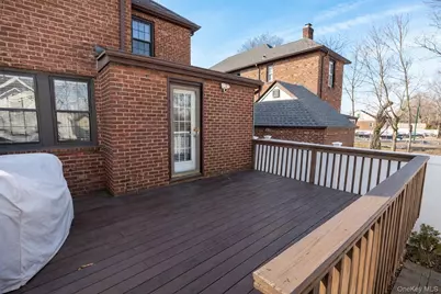 3 Olive Place, Lynbrook, NY 11563 - Photo 17