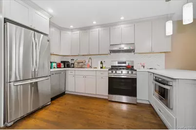 1003 Huntington Avenue, Bronx, NY 10465 - Photo 5