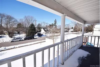 1055 Coates Avenue, Holbrook, NY 11741 - Photo 23