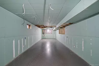 3 Liberty Place, Coram, NY 11727 - Photo 33