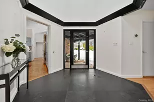 10 Lincoln Rd, Scarsdale, NY 10583 - Photo 3