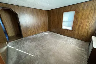 20 Wyona Ave, Lindenhurst, NY 11757 - Photo 3