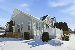 146 Augusta Dr, Medford, NY 11763 - Photo 3