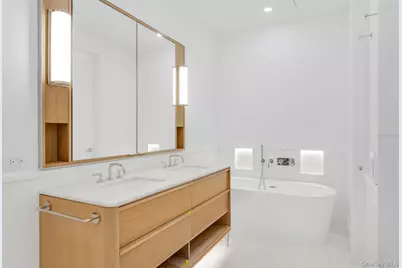 4 Lighthouse Landing #420, Sleepy Hollow, NY 10591 - Photo 9