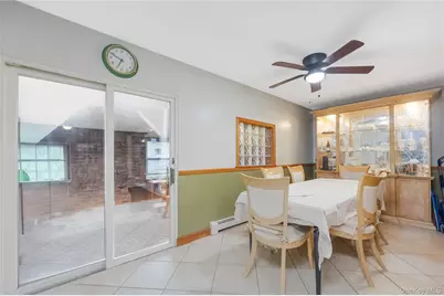 1012 N Ontario Avenue, Lindenhurst, NY 11757 - Photo 3