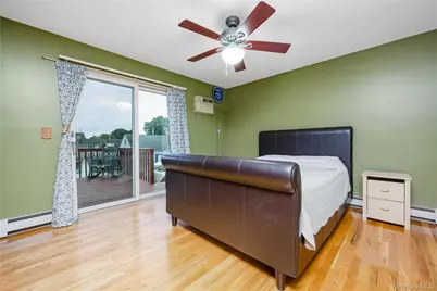 1012 N Ontario Avenue, Lindenhurst, NY 11757 - Photo 9