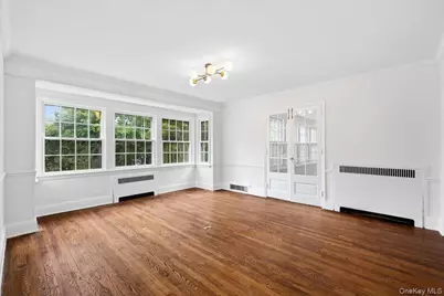 91 Larchmont Avenue, Larchmont, NY 10538 - Photo 11