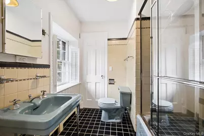91 Larchmont Avenue, Larchmont, NY 10538 - Photo 21