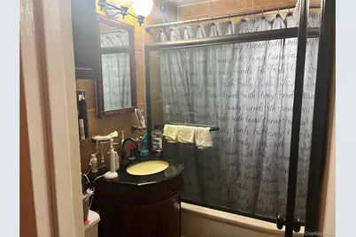 6809 138th Street #2C, Flushing, NY 11367 - Photo 11