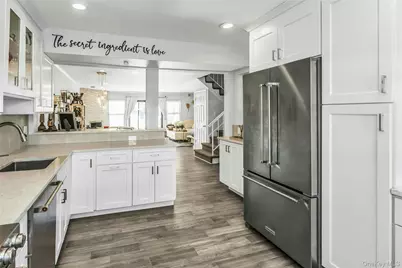 6 Cold Harbour Lane, Woodbury, NY 11797 - Photo 3