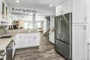 6 Cold Harbour Ln, Woodbury, NY 11797 - Photo 3