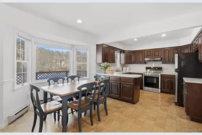 2 Cheyenne Court, Katonah, NY 10536 - Photo 5