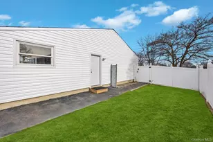 90 Selden Blvd, Centereach, NY 11720 - Photo 5