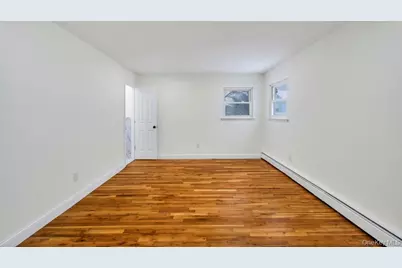 90 Selden Boulevard, Centereach, NY 11720 - Photo 17