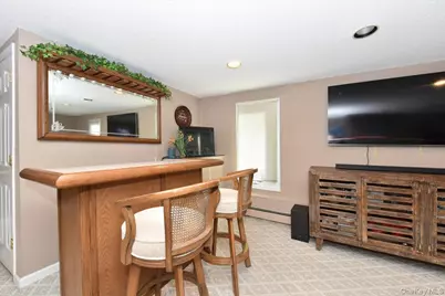 255 Brookside Court, Copiague, NY 11726 - Photo 21