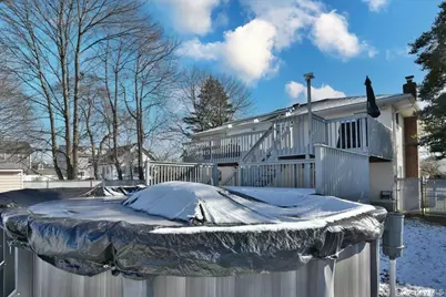 255 Brookside Court, Copiague, NY 11726 - Photo 25