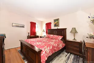 255 Brookside Ct, Copiague, NY 11726 - Photo 15