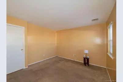 1 Atlantic Avenue #45, Farmingdale, NY 11735 - Photo 9