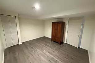 78 Division St, Holtsville, NY 11742 - Photo 17