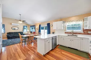 220 Washington Ave, Patchogue, NY 11772 - Photo 9