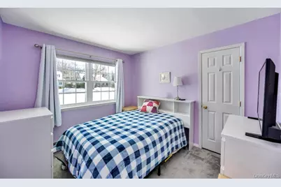 220 Washington Avenue, Patchogue, NY 11772 - Photo 15