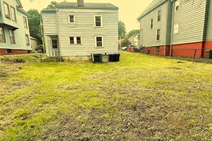 122 Garden St, Poughkeepsie, NY 12601 - Photo 9