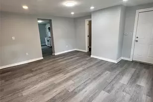 122 Garden St, Poughkeepsie, NY 12601 - Photo 3