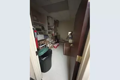 8015 164th Street, Jamaica, NY 11432 - Photo 7