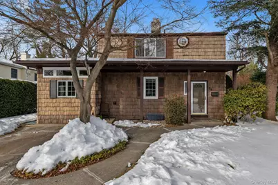 39 Hillturn Lane, Roslyn Heights, NY 11577 - Photo 1