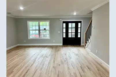 20 10th Street, Ronkonkoma, NY 11779 - Photo 7