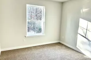 20 10th St, Ronkonkoma, NY 11779 - Photo 9