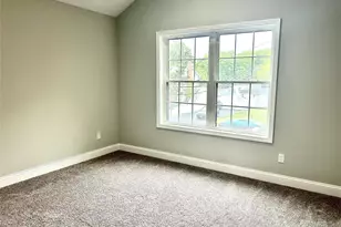 20 10th St, Ronkonkoma, NY 11779 - Photo 9