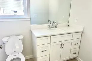 20 10th St, Ronkonkoma, NY 11779 - Photo 5