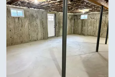 20 10th Street, Ronkonkoma, NY 11790 - Photo 11