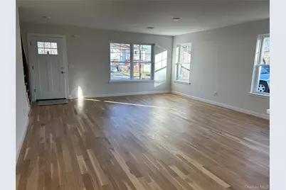 20 10th Street, Ronkonkoma, NY 11790 - Photo 5