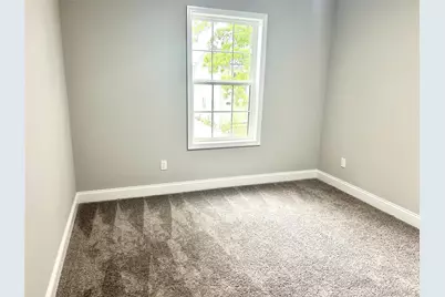 20 10th Street, Ronkonkoma, NY 11779 - Photo 11