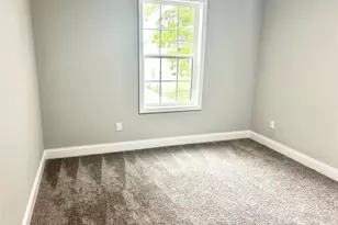 20 10th St, Ronkonkoma, NY 11779 - Photo 11