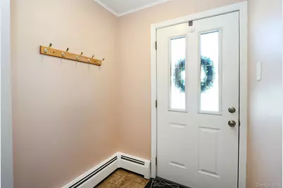 70 Corncrib Lane, Levittown, NY 11756 - Photo 3