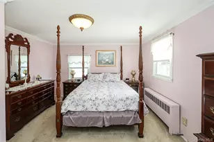 70 Corncrib Ln, Levittown, NY 11756 - Photo 15