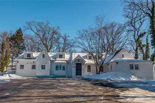 20 N Ravine Rd, Great Neck, NY 11023 - Photo 27