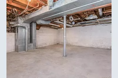 8 Montrose Road, Yonkers, NY 10710 - Photo 25