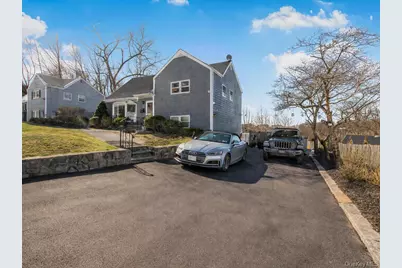 8 Montrose Road, Yonkers, NY 10710 - Photo 33