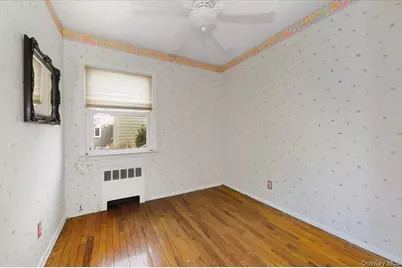 21 Chestnut Street, Massapequa, NY 11758 - Photo 11