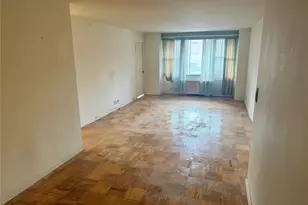 70-25 Yellowstone Blvd, Forest Hills, NY 11375 - Photo 15